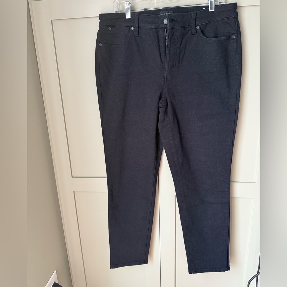 NWOT/EUC Talbots Black Slim Ankle Jeans Sz 12 - Picture 7 of 11